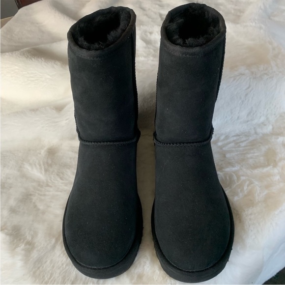 Classic Short II Women’s Ugg boot - Picture 2 of 5